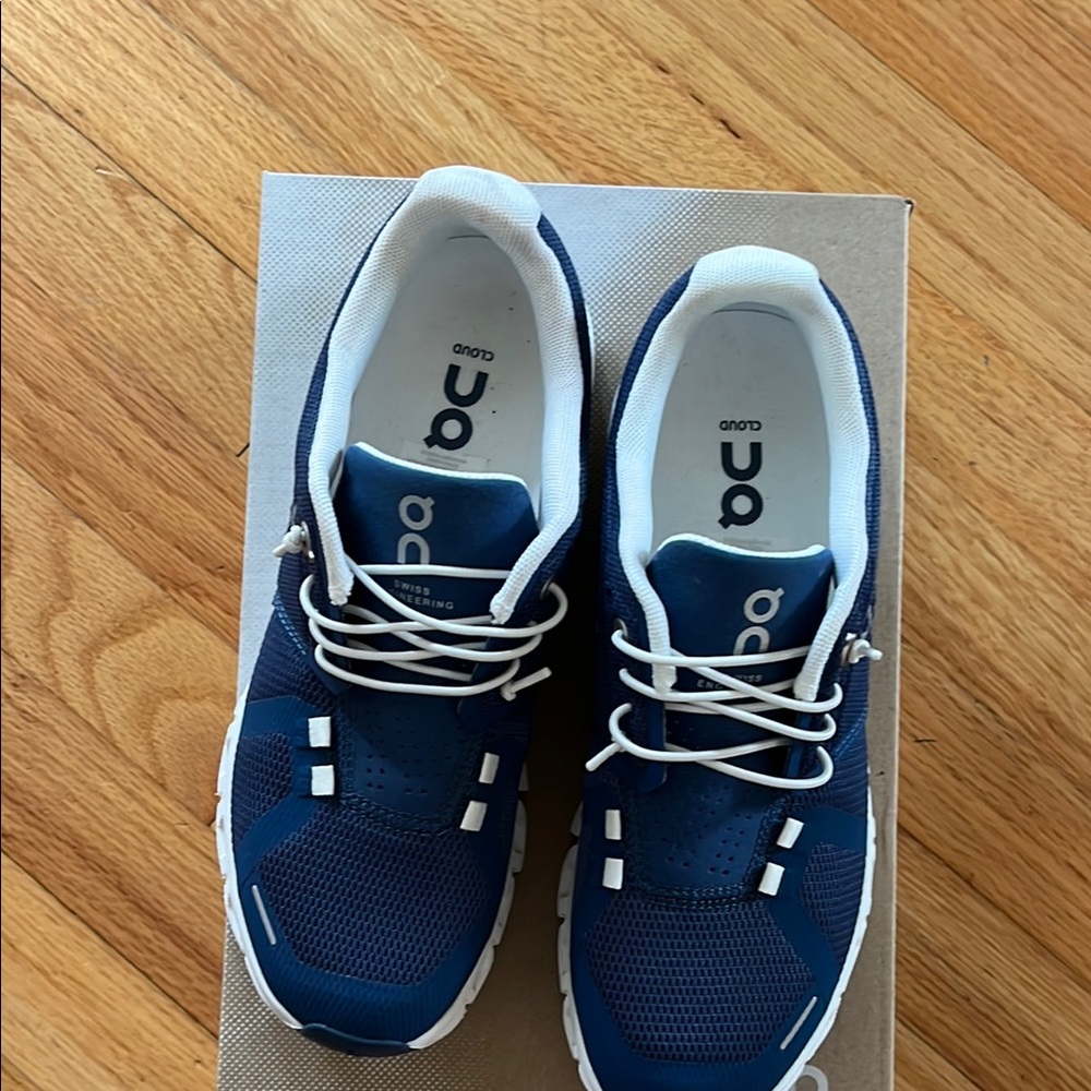 On Running Women’s Blue Athletic Shoes
